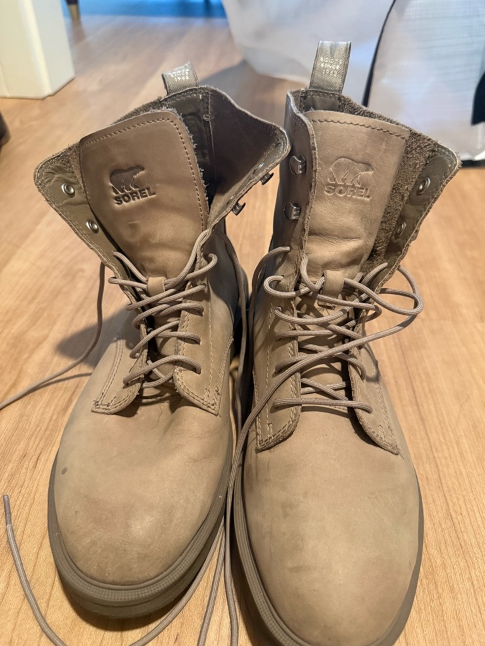 Sorel Women’s Taupe Lace-Up Outdoor Boots